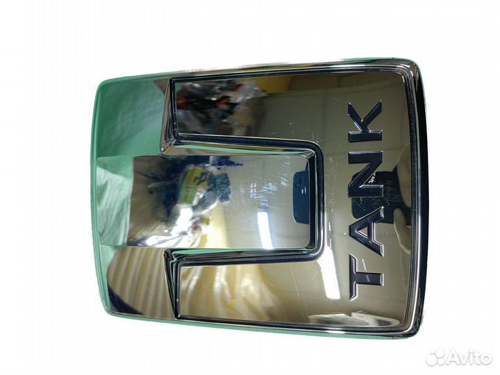 Эмблема решетки радиатора Tank 500