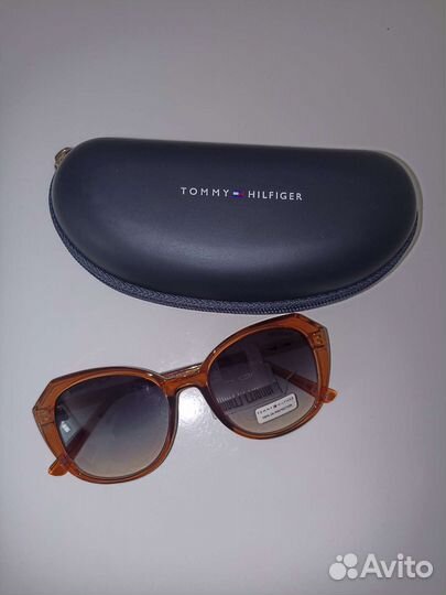 Солнцезащитные очки tommy hilfiger женские