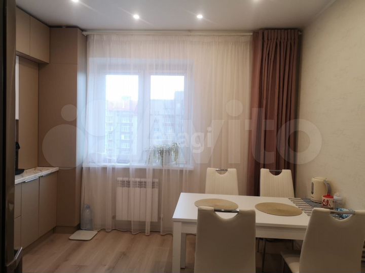 2-к. квартира, 76,1 м², 7/9 эт.