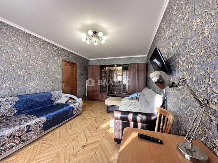 1-к. квартира, 40 м², 9/16 эт.