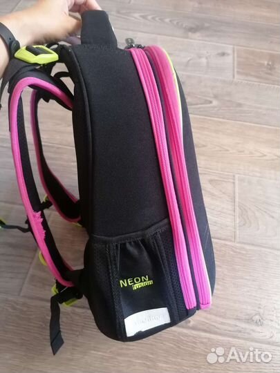 Рюкзак школьный