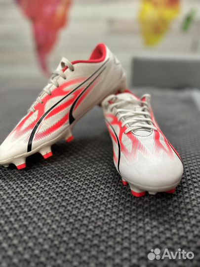 Футбольные бутсы puma