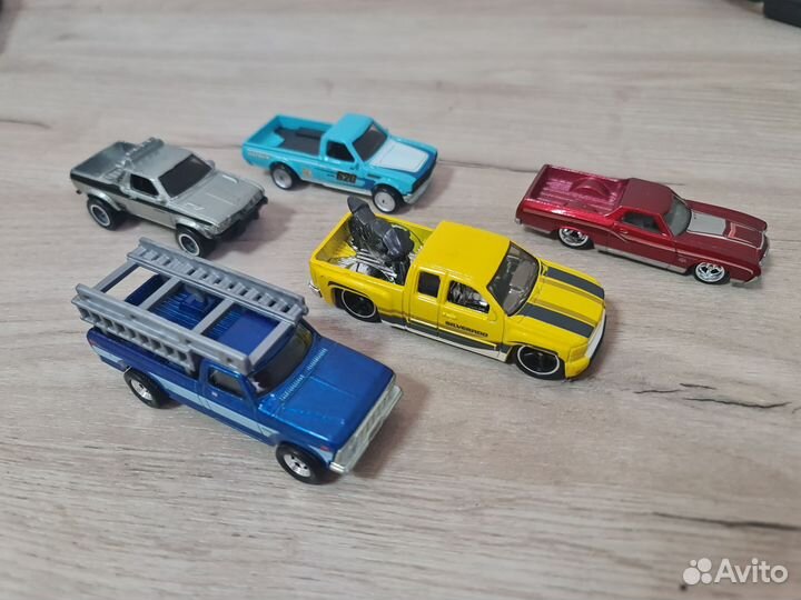Hot wheels Trucks set Premium Car Culture 2016