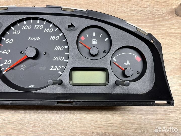 Панель приборов Nissan Almera N16
