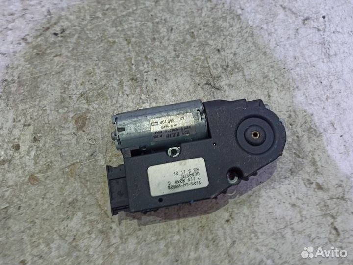 Моторчик люка 25747548