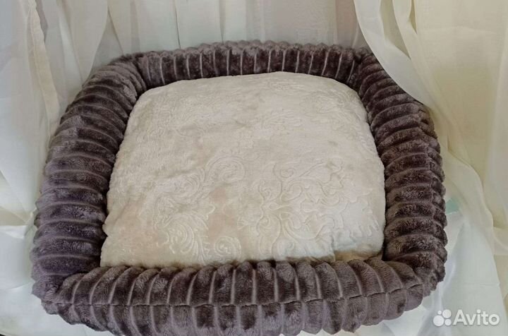 Лежанка для собак 40на40 и 40на50