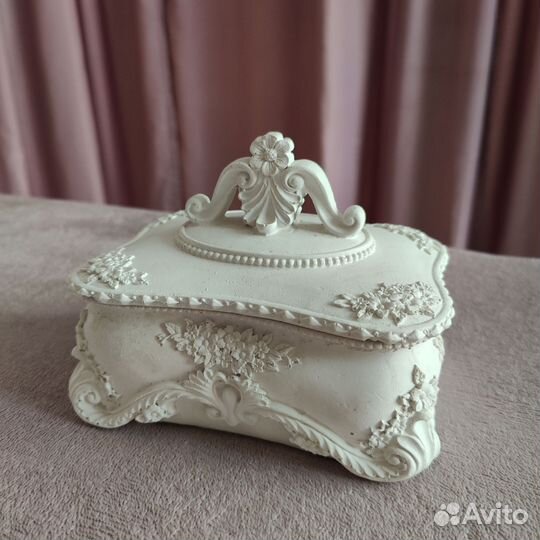 Гипсовая шкатулка
