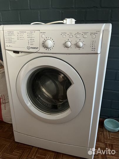 Продам стиральную машинку на запчасти