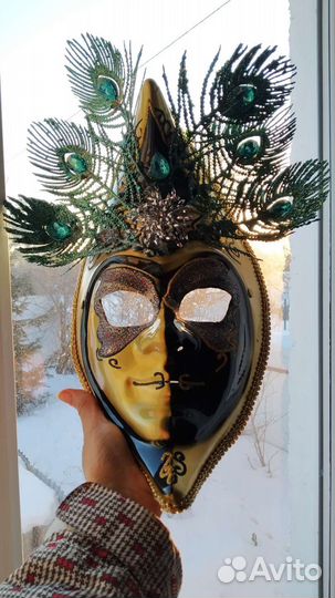 Венецианская маска