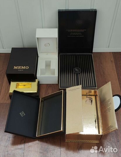 Коробки от элитного парфюма набором