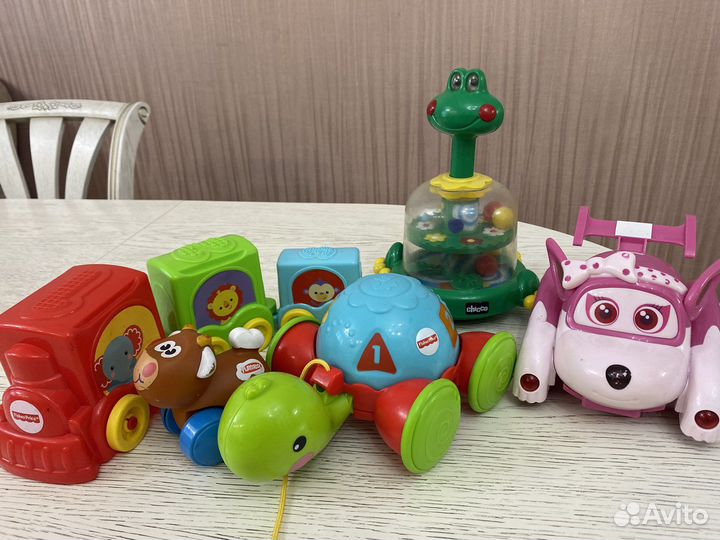 Развивающие игрушки chicco, fisher price