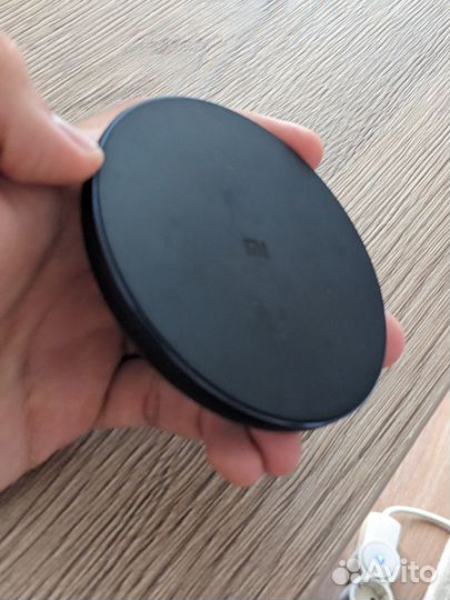 Беспроводная зарядка Xiaomi Mi Wireless Charging