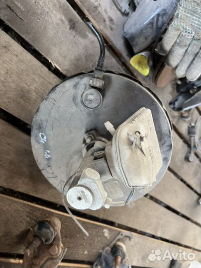 Главный тормозной вакуумный Citroen C4 1.6