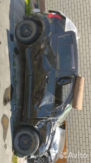 Renault Sandero 1.6 МТ, 2012, битый, 300 000 км