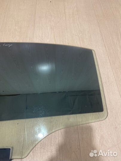 Стекло двери заднее левое Mercedes Benz S500L W221