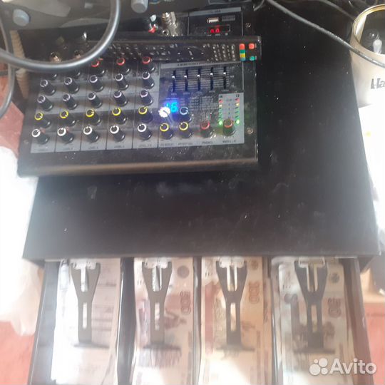 Денежный ящик