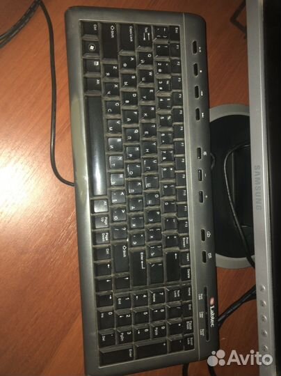 Монитор Samsung syncmaster 940n 75Гц