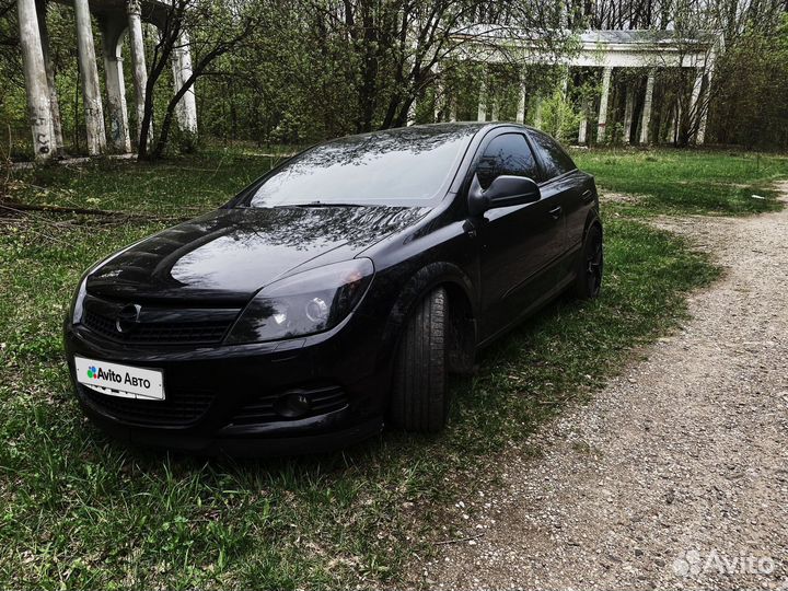 Opel Astra GTC 1.8 МТ, 2010, 235 000 км