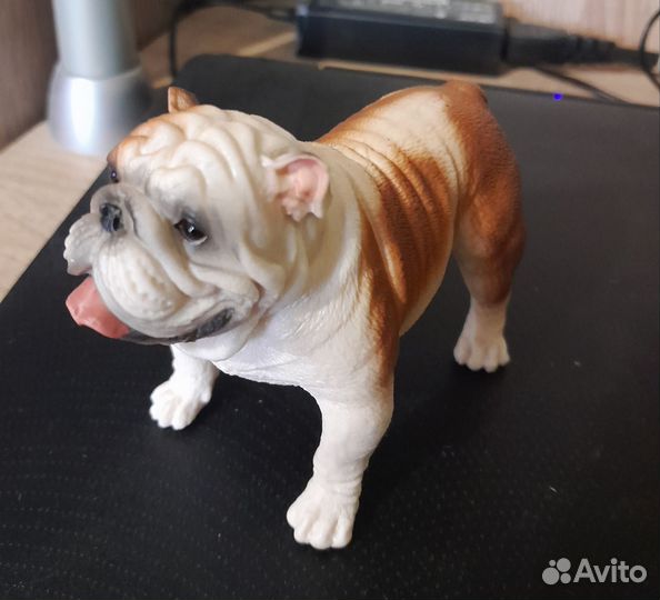 Фигурка Английский бульдог