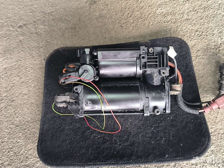 Компрессор пневмоподвески Audi A6 Allroad C6