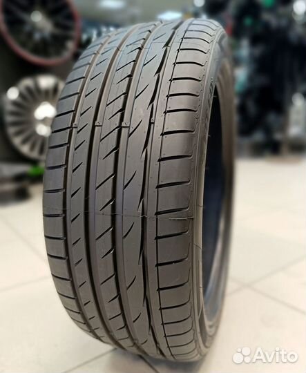 Laufenn S-Fit EQ LK01 225/40 R18 92Y