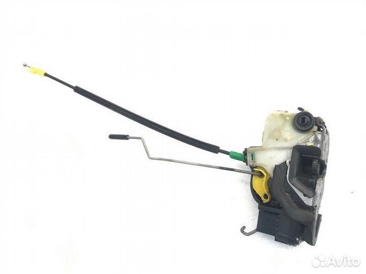 Замок двери задний левый Chevrolet Cruze хетчбек