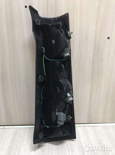 Фонарь правый Honda cr-v 1