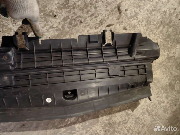 Воздухозаборник Мерседес GLK X204 Рестайл 2014г