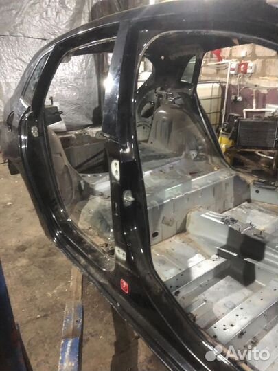 Центральная стойка правая citroen C4 B7 1.6 ат хетчбек