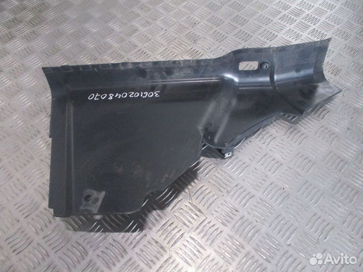 Часть кожуха рулевой колонки DAF 1945258