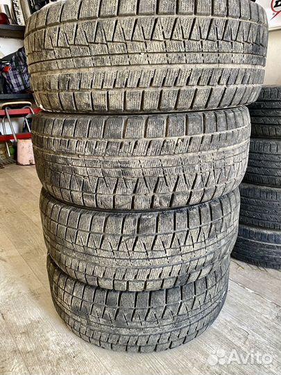 Bridgestone Blizzak LM005 DriveGuard 245/45 R17