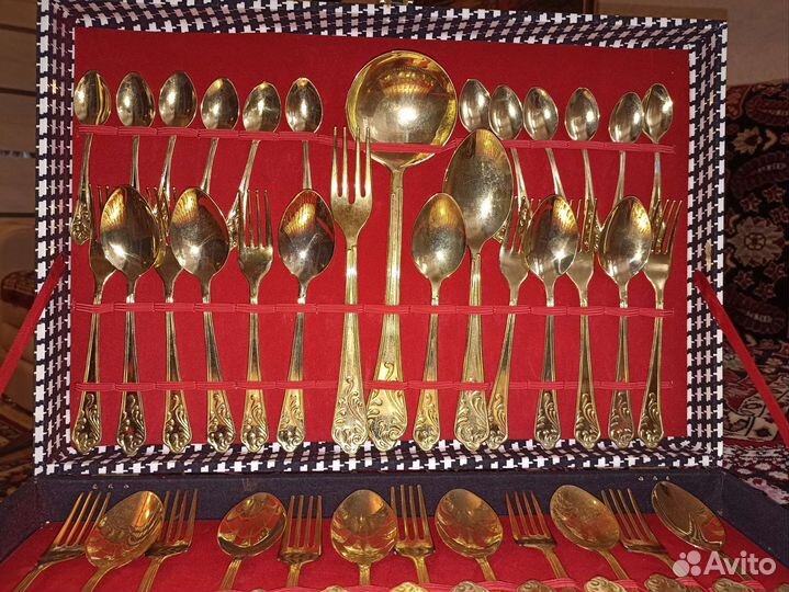 Набор столовых приборов