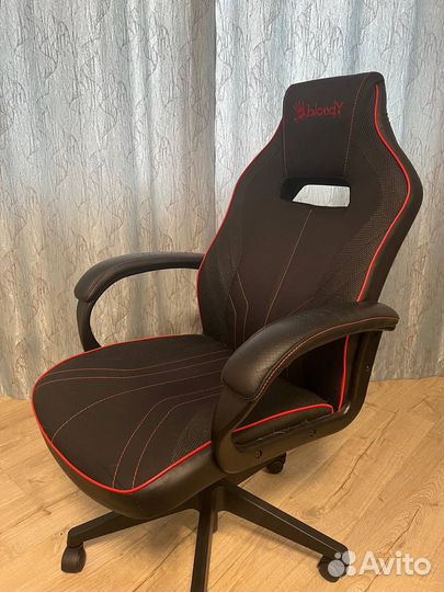 Игровое тканевое компьютерное кресло A4Tech Bloody