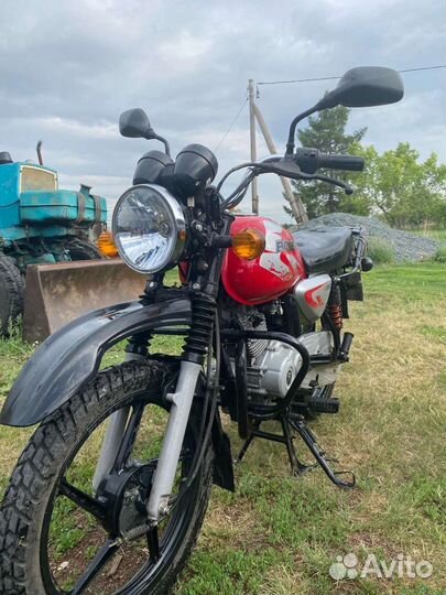 Мотоцикл bajaj Baxer 125