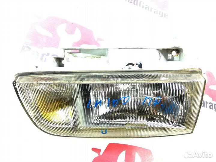 Фара передняя правая Toyota Hiace LH100 2LTE 1992