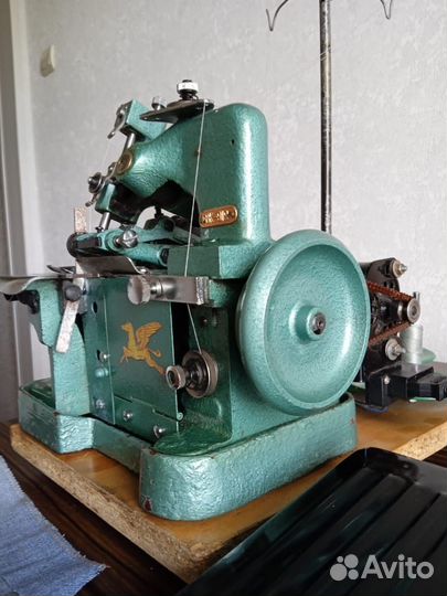 Оверлок для швейной машины промышленный