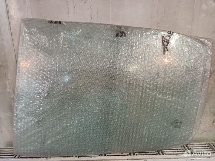 Стекло Гелли Мк Geely MK новое
