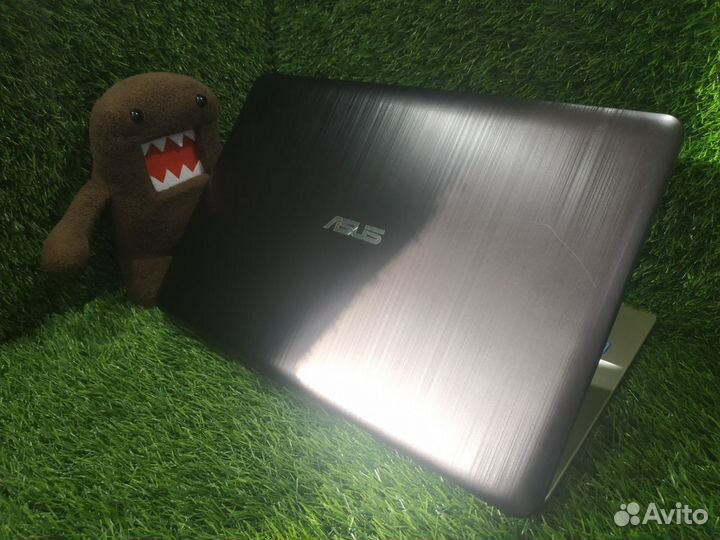 Золотой asus с 1000Gb+810M