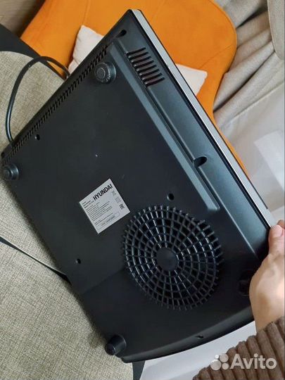 Плита Индукционная Hyundai HYC-0102 стеклокерамика