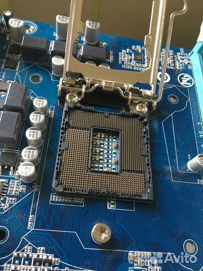 Материнские платы 4 штуки