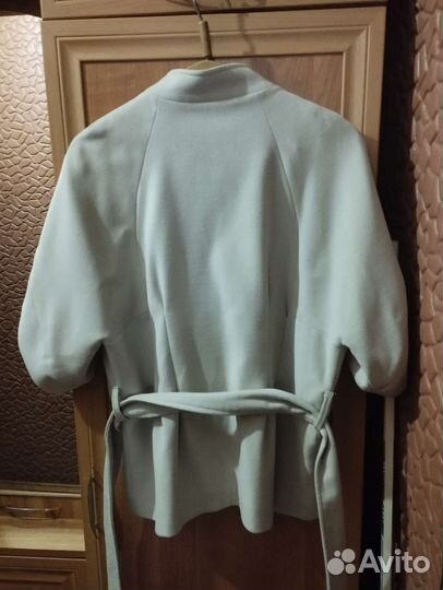 Укороченное пальто