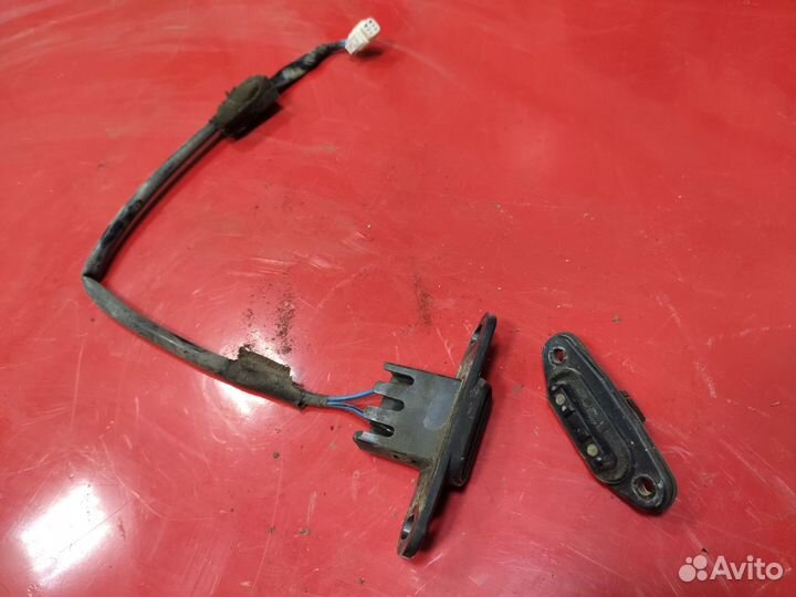 Концевик сдвижной двери Toyota Estima