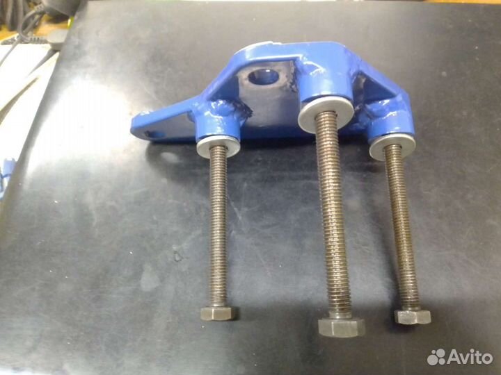 Jeep ZJ 5.2 кронштейн насоса гур стальной