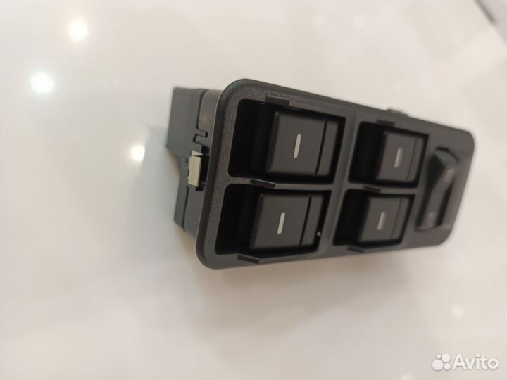 Модуль управления стеклоподъёмниками Land Rove
