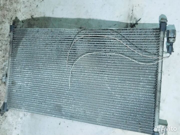 Радиатор кондиционера ниссан тиида C11