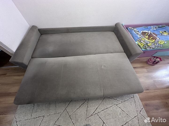 Диван прямой раскладной книжка