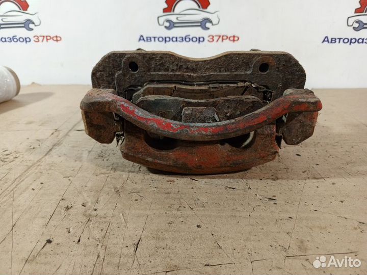 Суппорт тормозной передний Hyundai Santa Fe