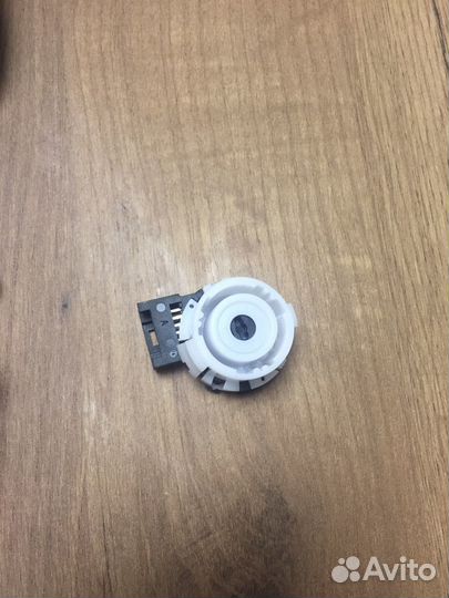 Контактная группа замка зажигания vag