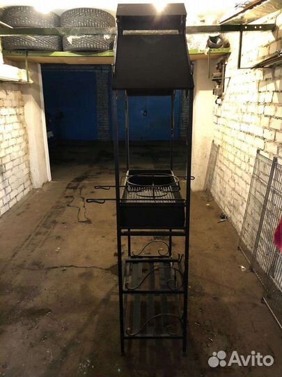 Мангал с крышей
