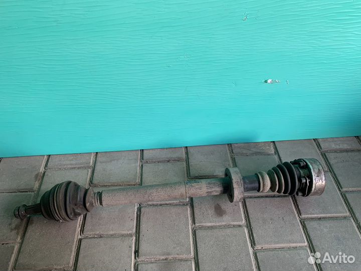 Привод правый в сборе Фольксваген Пассат Б3-Б4